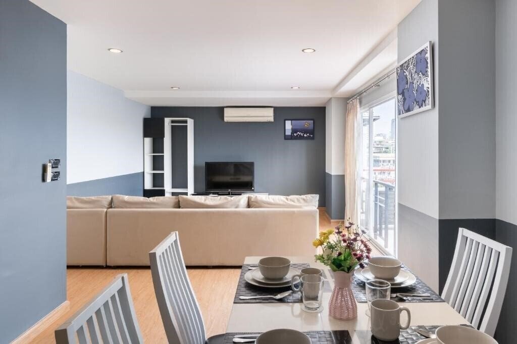 Отель Icheck Inn Residence Sathorn 3*