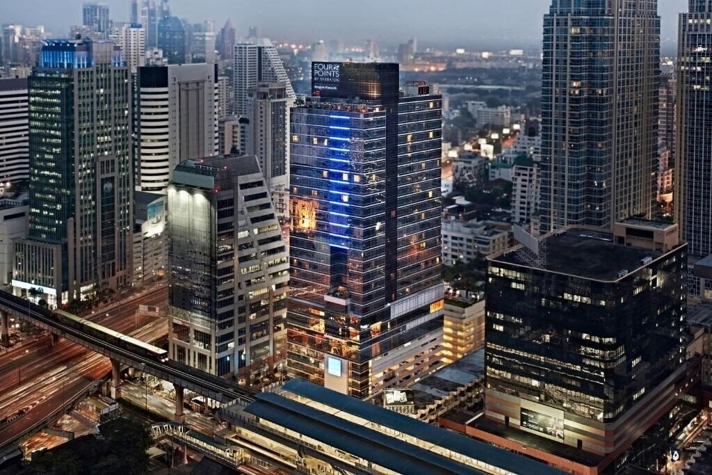 Hotel Novotel Bangkok Ploenchit Sukhumvit 4*