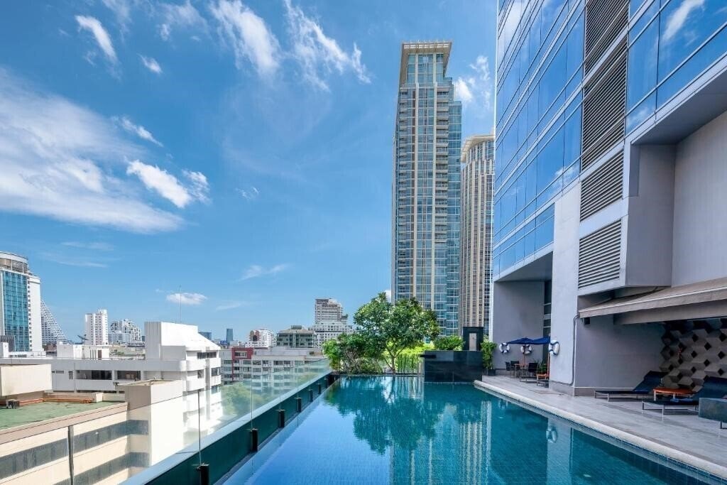 Zdjęcie Novotel Bangkok Ploenchit Sukhumvit 4*