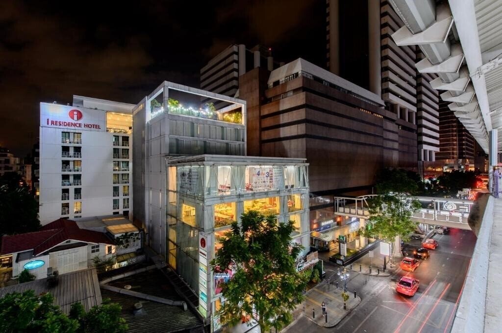 Hotel I Residence Silom 4*