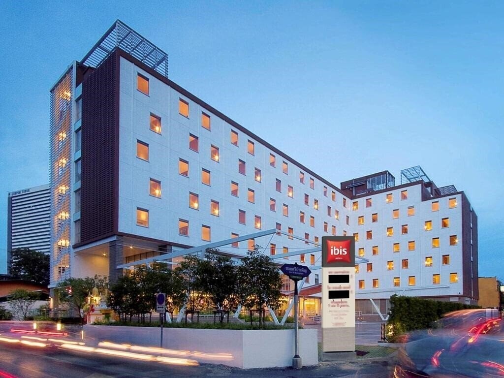 Готель Ibis Bangkok Sathorn 3*