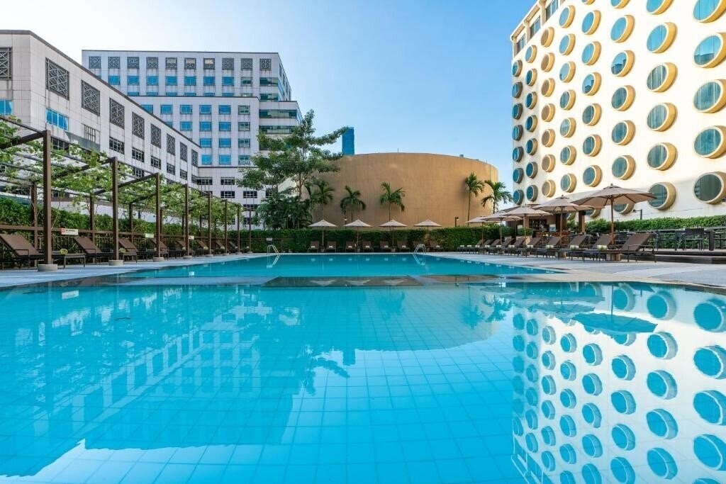 Фотографія Holiday Inn Silom 4*