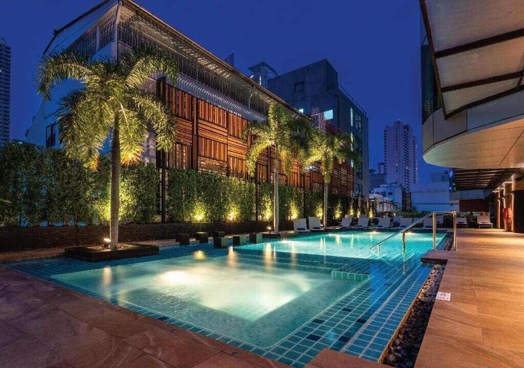 Hotel Solitaire Bangkok Sukhumvit 11 (ex. President Solitaire) 3*