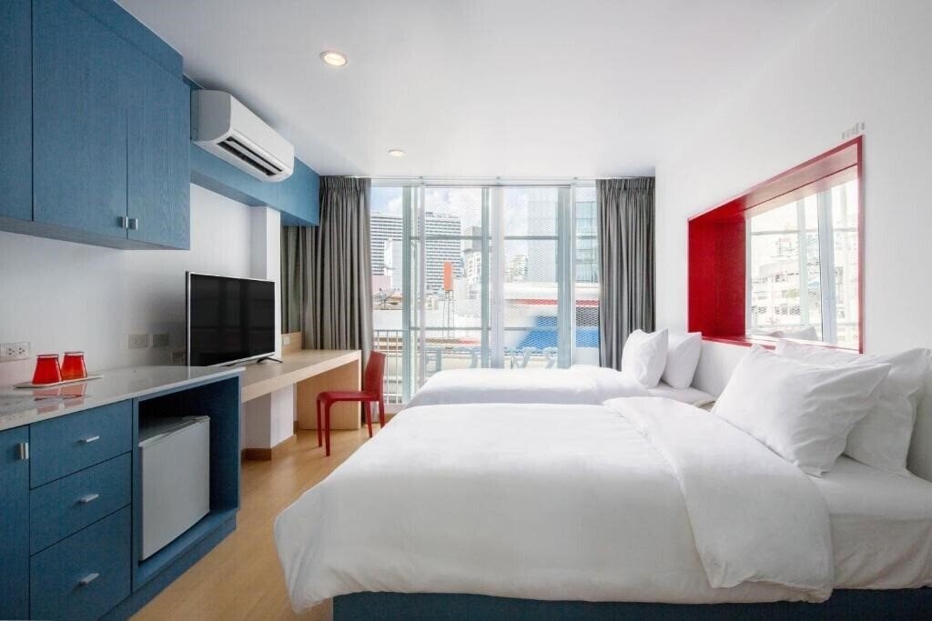 Hotel 128 room and massage bangkok 3*