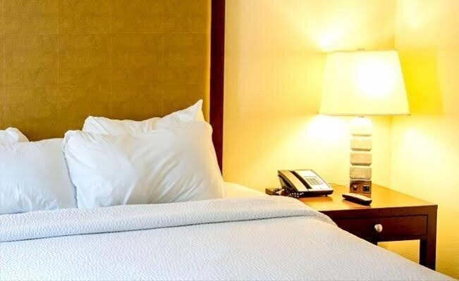 Зображення 13 Coins Resort Bangna 2*