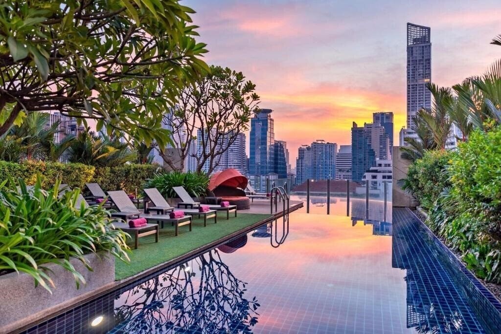 Hotel Aloft Bangkok 4*