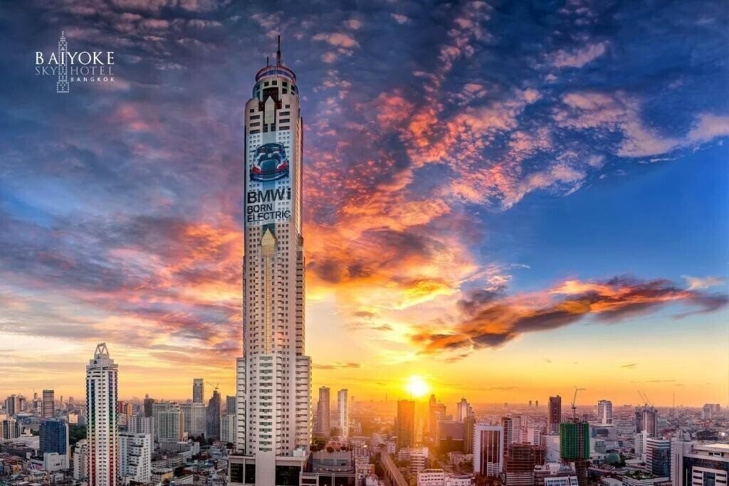 Готель Baiyoke Sky 4*