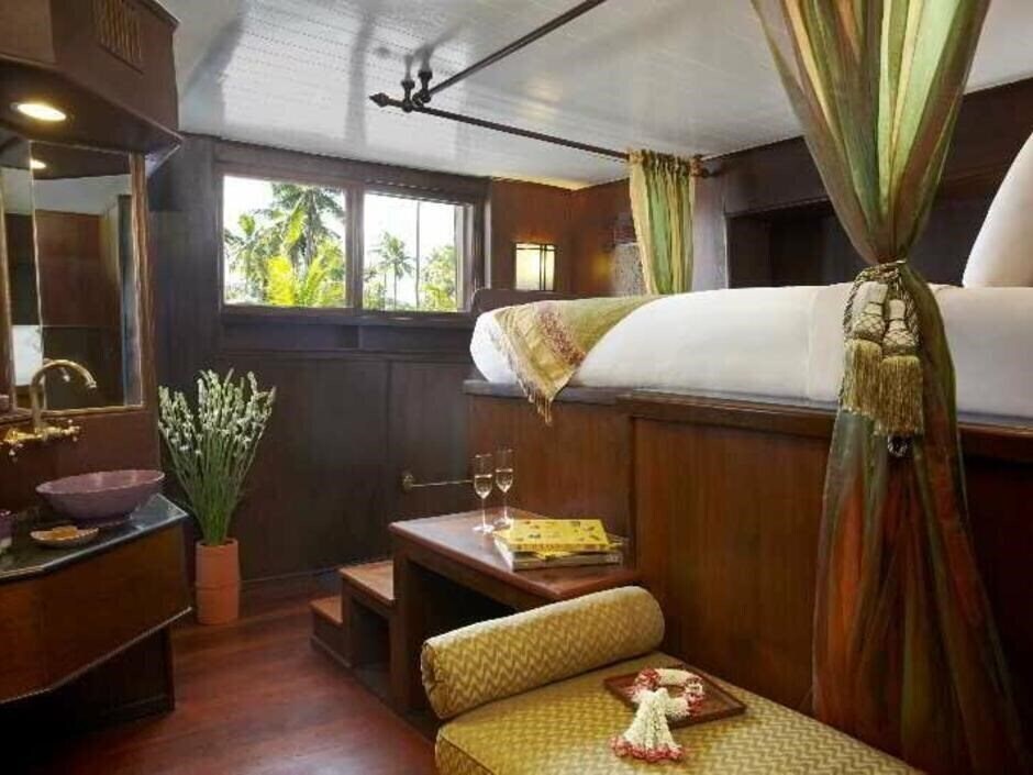 Фотографія Anantara Cruises 5*