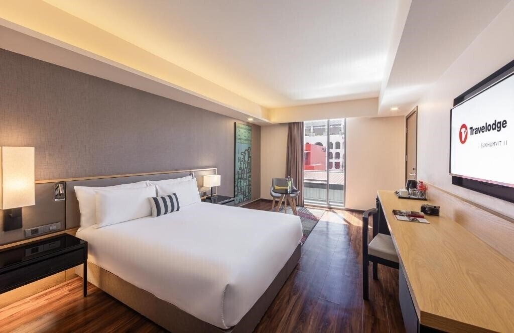 Фото Travelodge Sukhumvit 11 3*