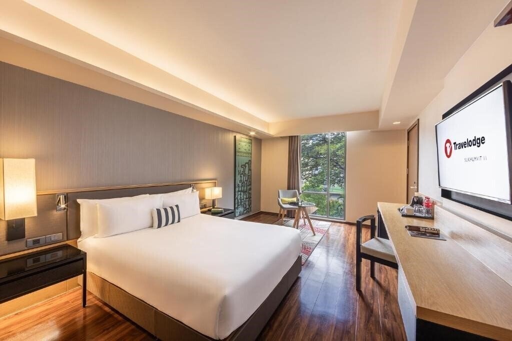 Картинка Travelodge Sukhumvit 11 3*