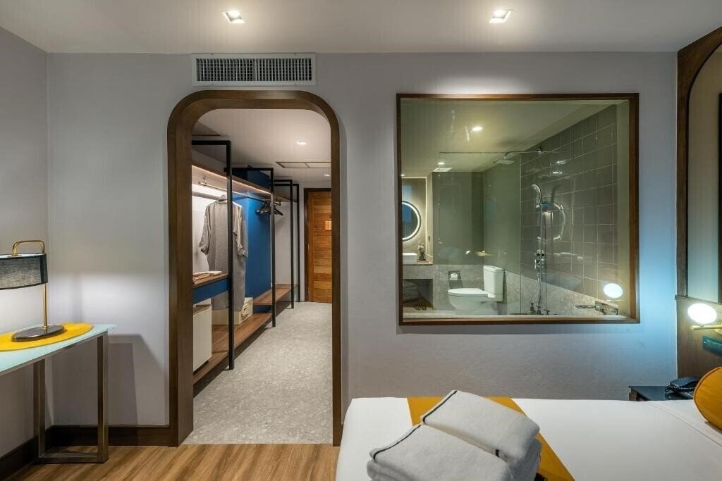 Фотографія The Graph Hotel Bangkok (ex. Bangkok Cha Da) 4*