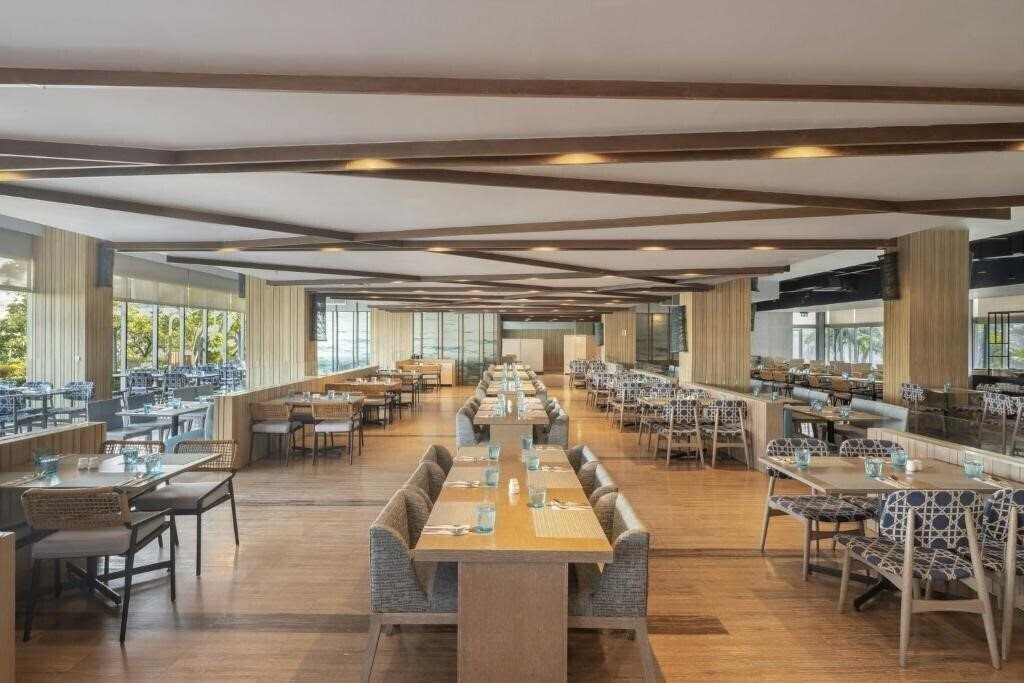 Zdjęcie Centra By Centara Government Complex Hotel & Convention Centre Chaeng Watthana 3*