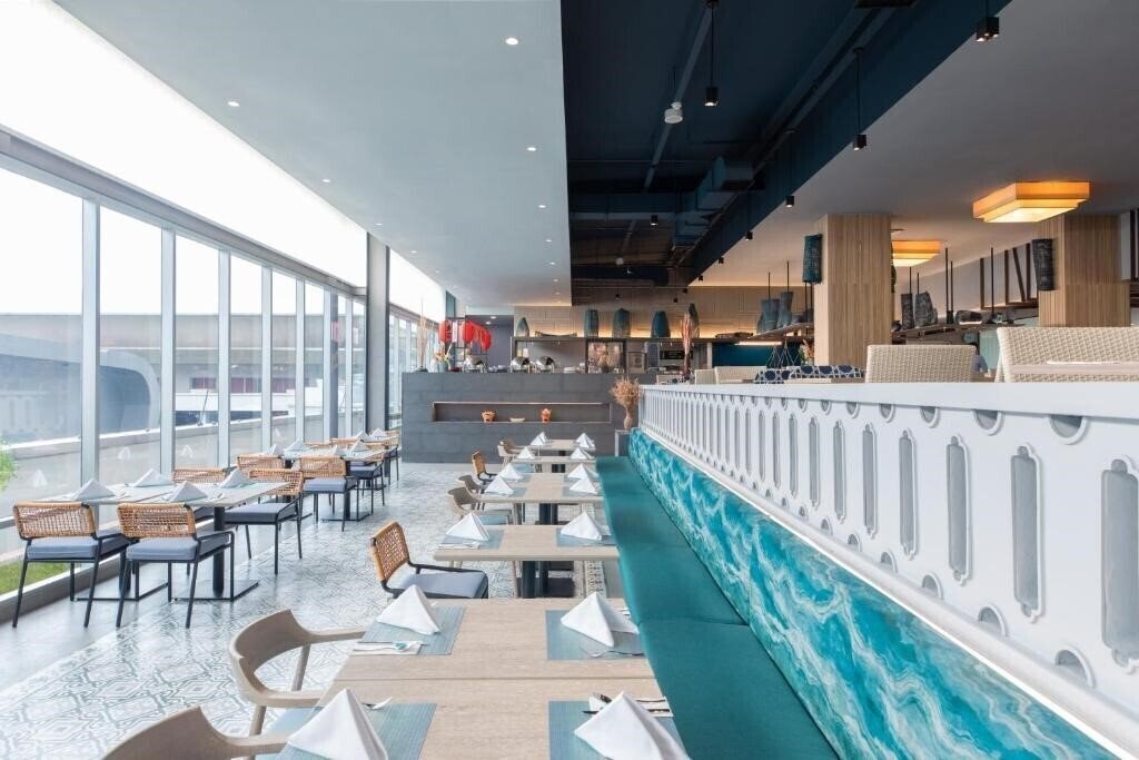 Зображення Centra By Centara Government Complex Hotel & Convention Centre Chaeng Watthana 3*