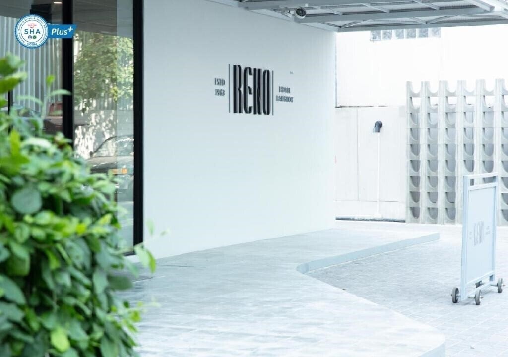 Зображення Reno Hotel Bangkok Southwind Crew 4*