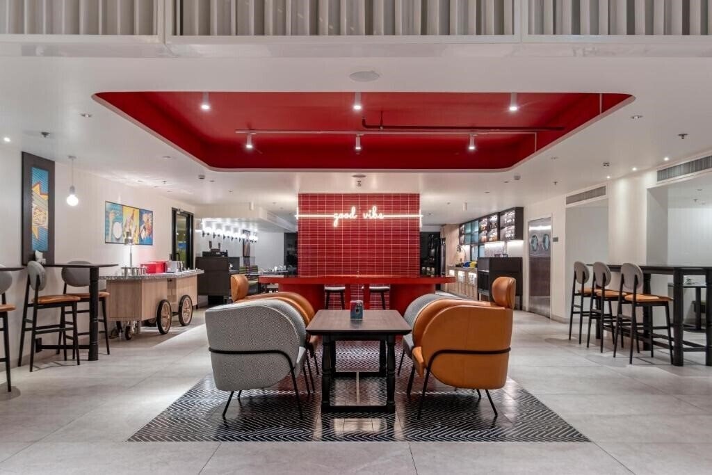 Изображение Oakwood Studios Sukhumvit Bangkok 3*