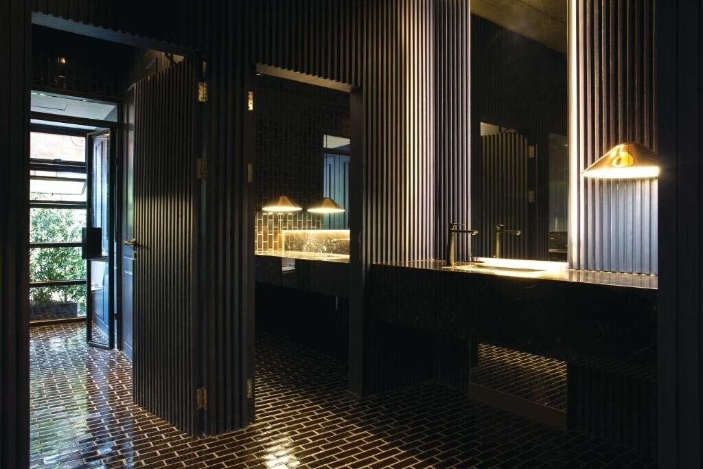 Фото Theorie Sukhumvit 107 4*