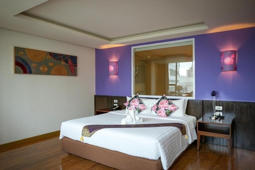 Картинка Hotel Mermaid Bangkok 4*
