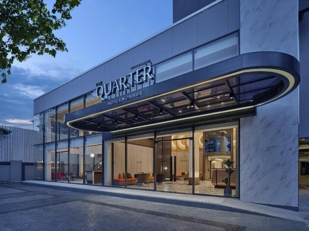 Zdjęcia The Quarter Onnut 4*