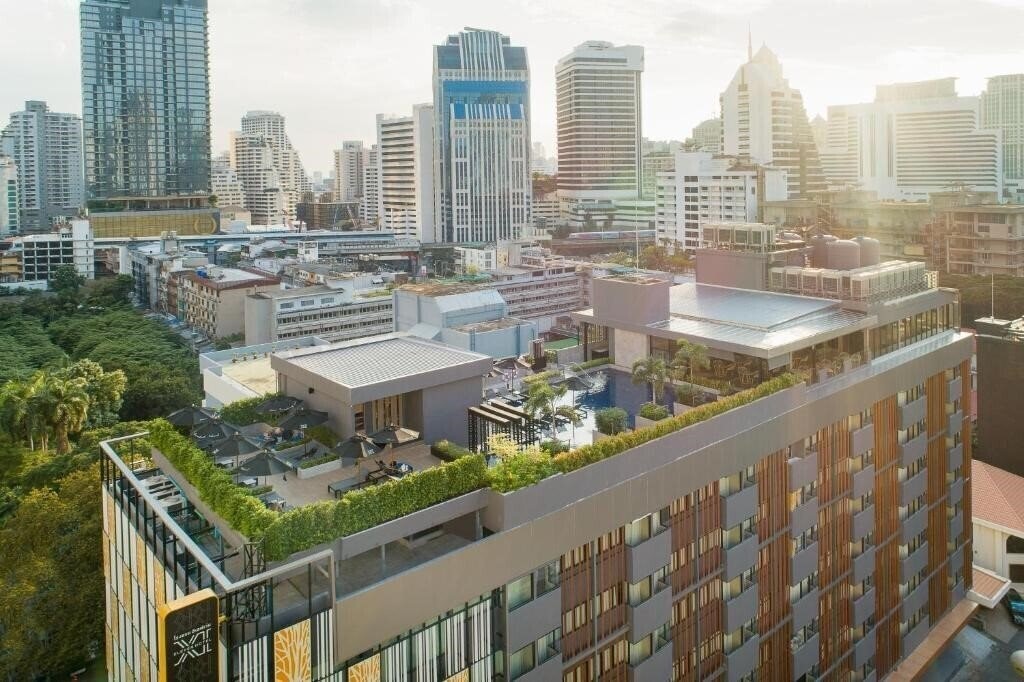 Изображение Eleven Hotel Bangkok 4*