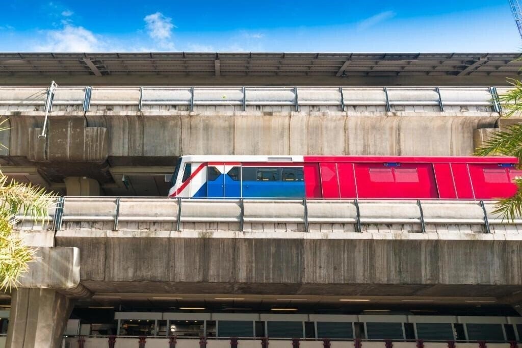 Obraz Phachara Suites 4*