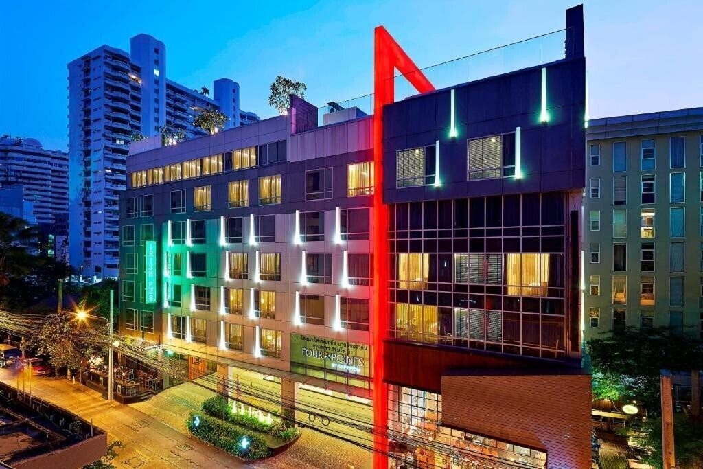 Hotel Four Points By Sheraton Bangkok 4*
