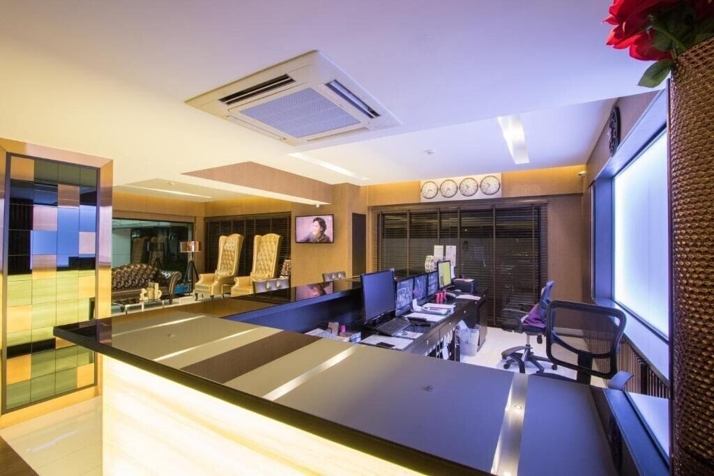 Фото Chateau De Sukhumvit 3*