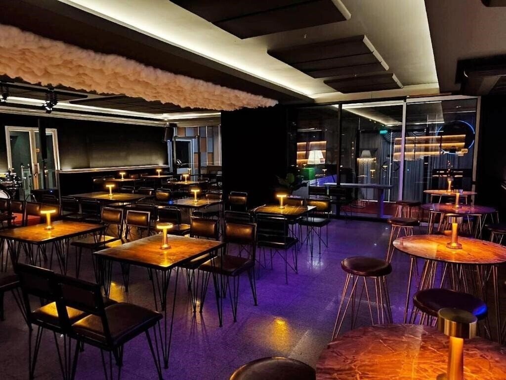 Zdjęcie Bay Hotel Srinakarin 3*