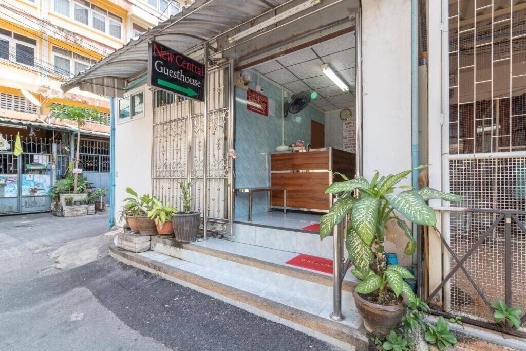 Hotel New Central Guesthouse 1*