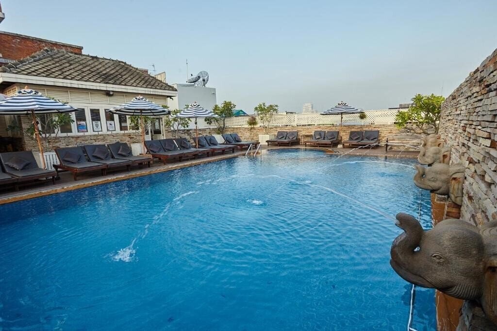 Фотографія Buddy Lodge 4*