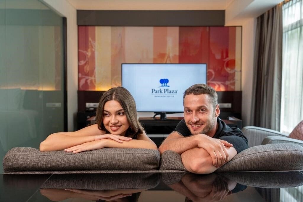 Отель Park Plaza Bangkok Soi 4*
