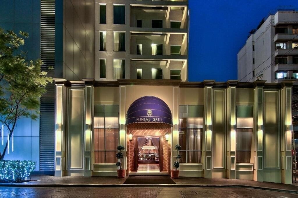 Zdjęcia Radisson Suites Bangkok Sukhumvit 3*