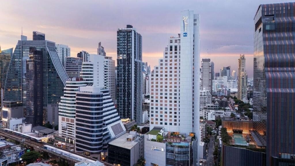 Готель Radisson Blu Plaza Bangkok 4*