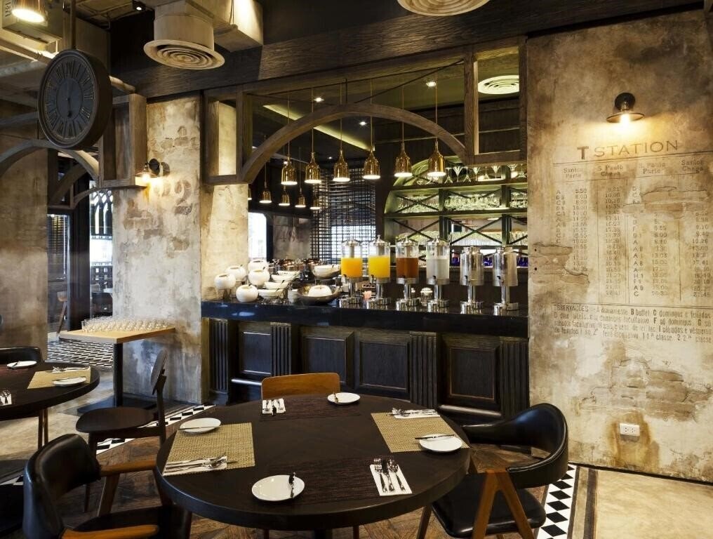 Zdjęcie Eastin Tan 4*