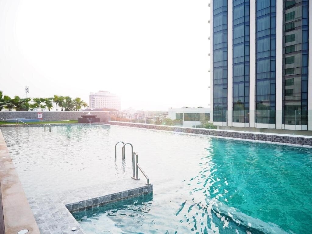 Картинка Empress Premier Hotel 5*