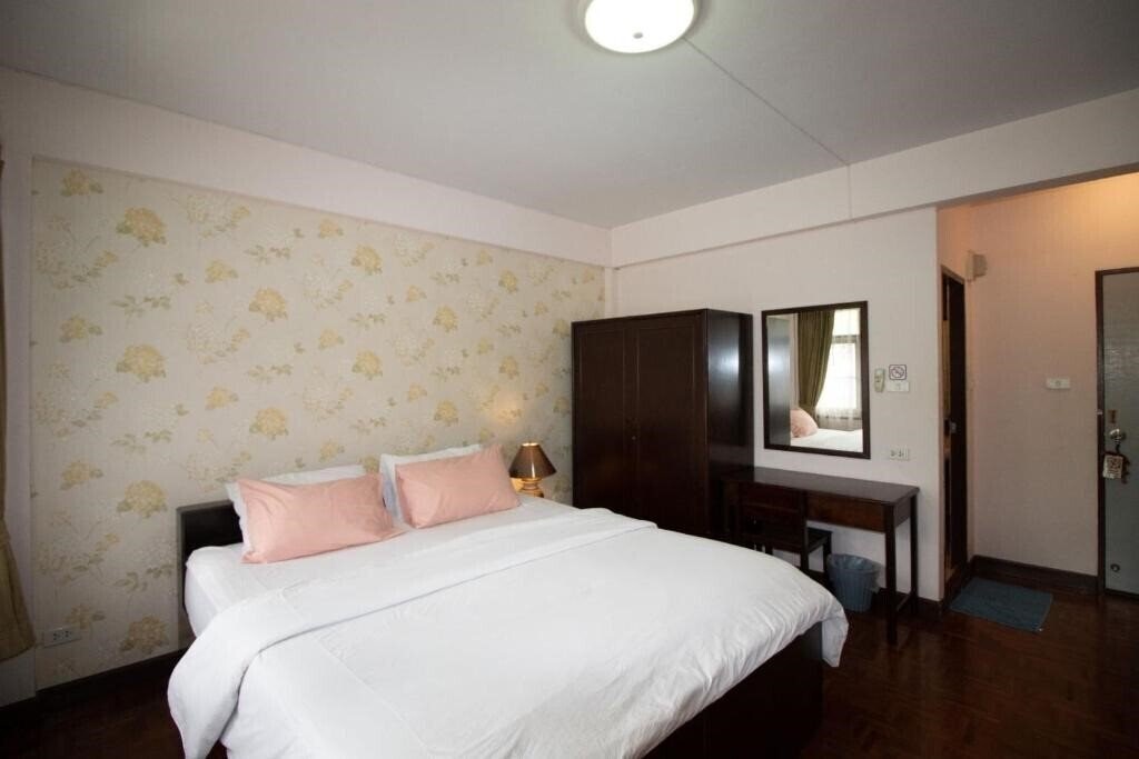 Hotel Sabai House 2*