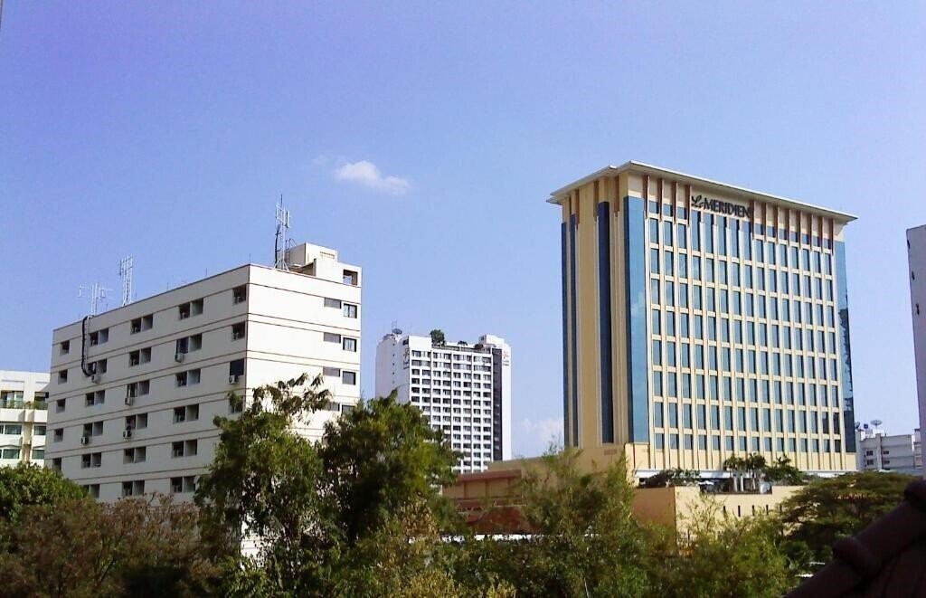 Zdjęcie Sabai House 2*