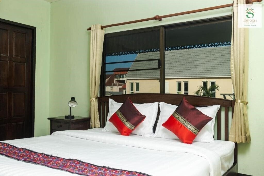 Фото Sripoom House 1 2*