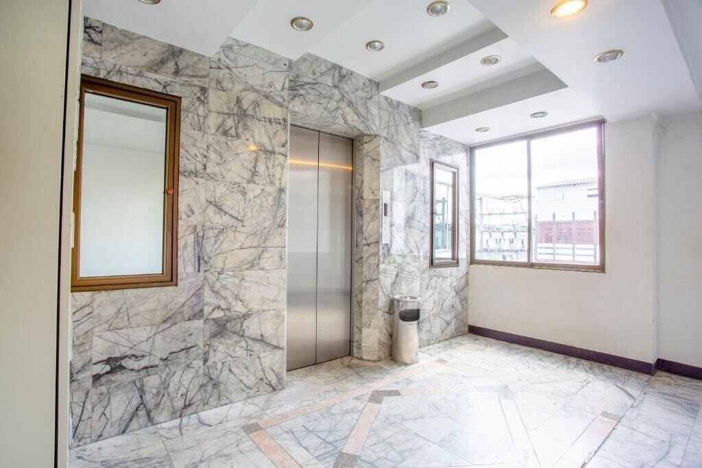 Фотографія Oyo 1096 Winner Inn Hotel 3*