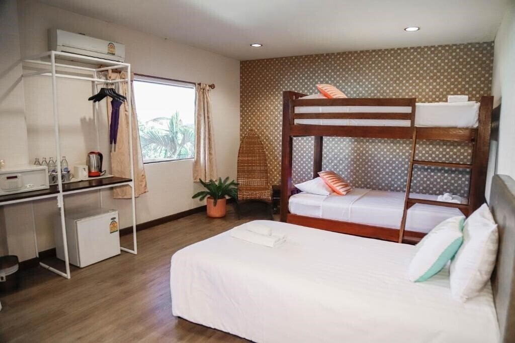 Zdjęcia Parasol Hotel Chiang Mai By Compass Hospitality 2*