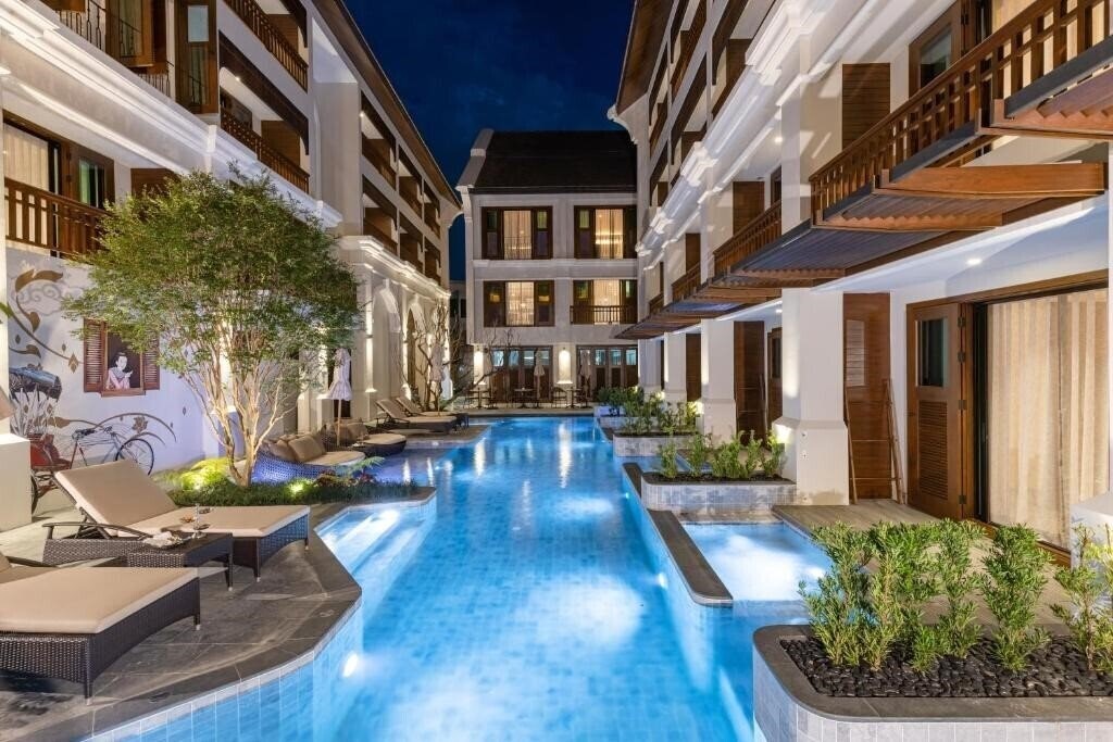 Готель Hotel Sensai Nimman Chiang Mai 5*
