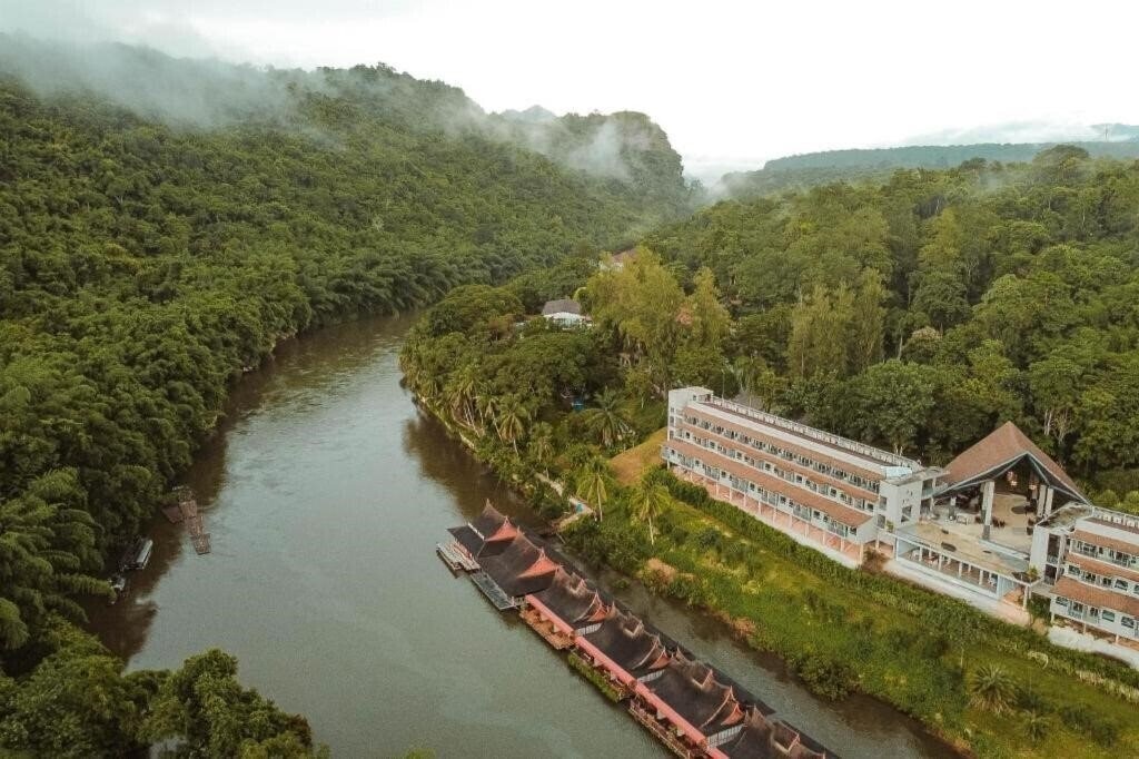 Готель River Kwai Village Hotel 3*