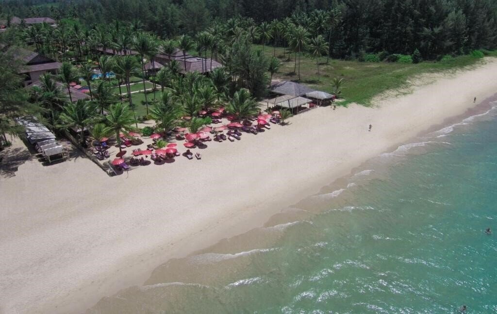 Hotel Andamania Beach Resort And Spa 3*