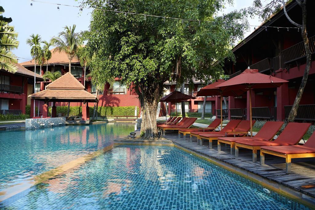 Hotel Escape Hua Hin 4*