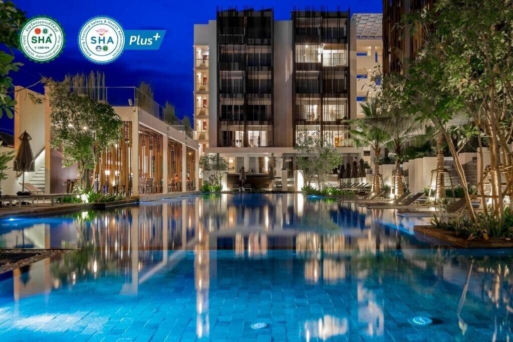 Отель G Hua Hin Resort And Mall 4*