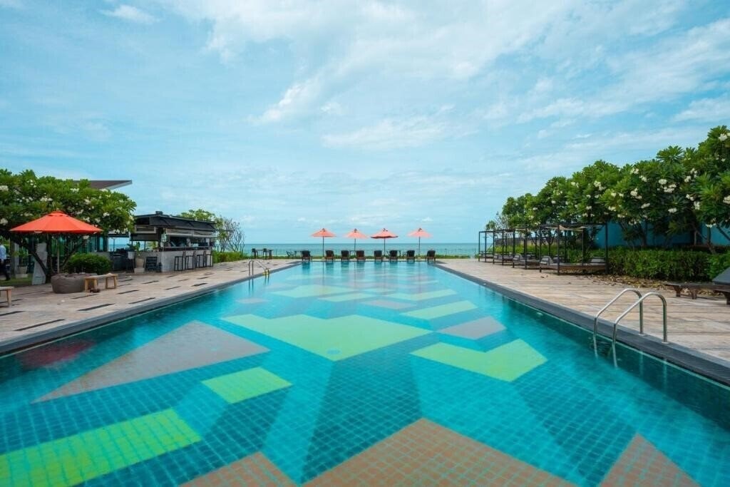 Отель Coral Tree Villa Hua Hin 4*