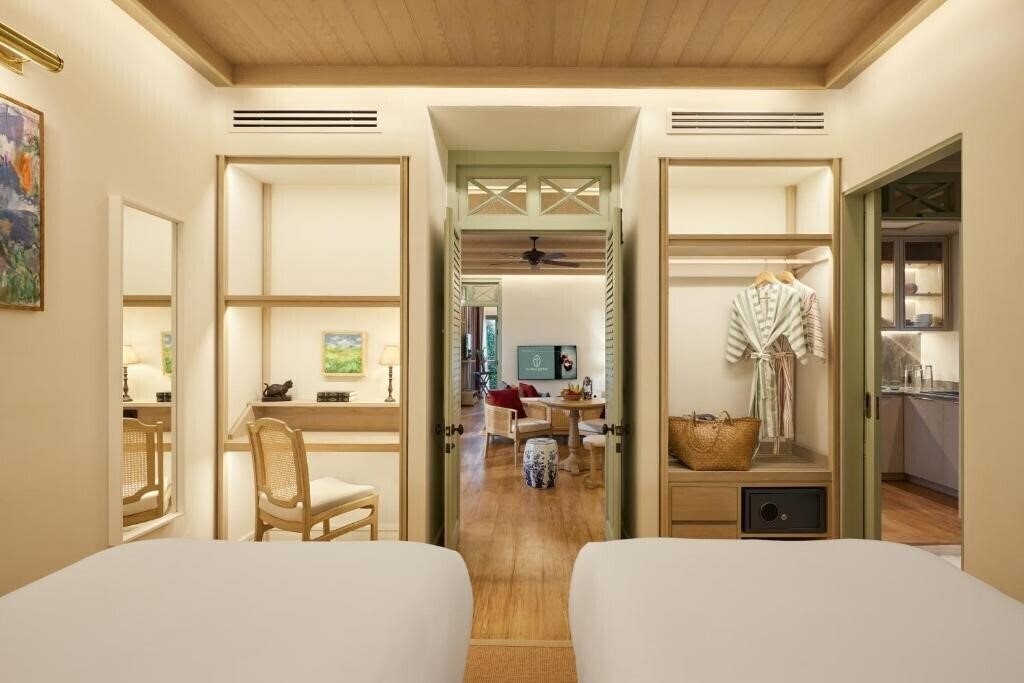 Zdjęcia Charras Bhawan Hotel And Residences 5*