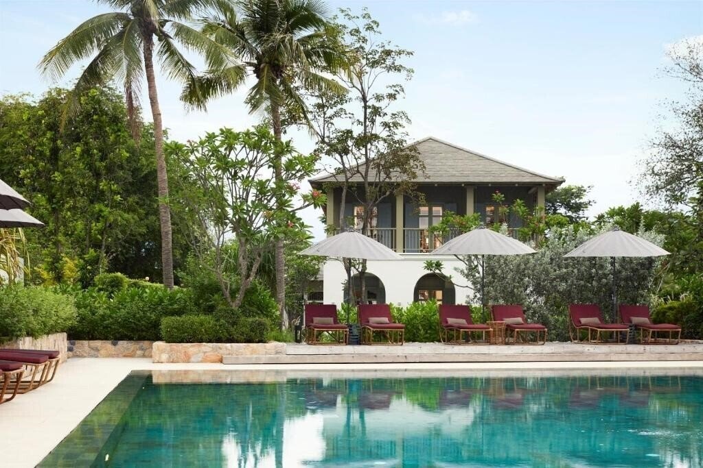 Zdjęcie Charras Bhawan Hotel And Residences 5*