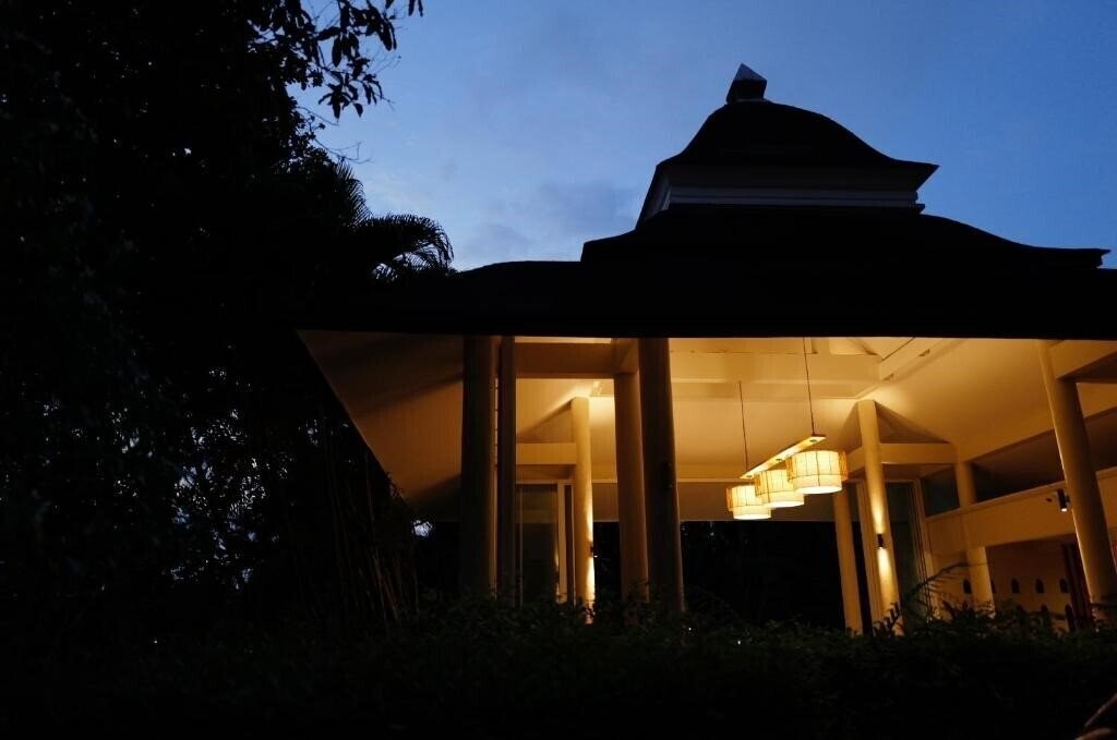 Zdjęcie Bhumiyama Beach Resort 4*