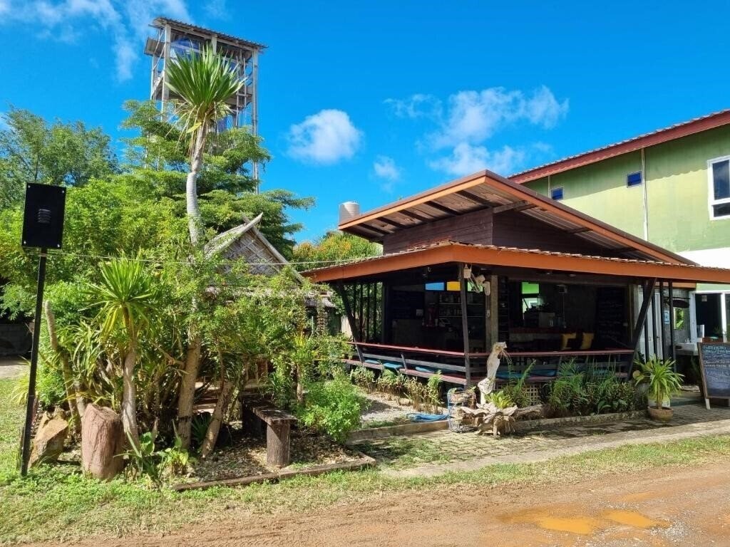 Zdjęcie Cha-Cha Hotel 3*
