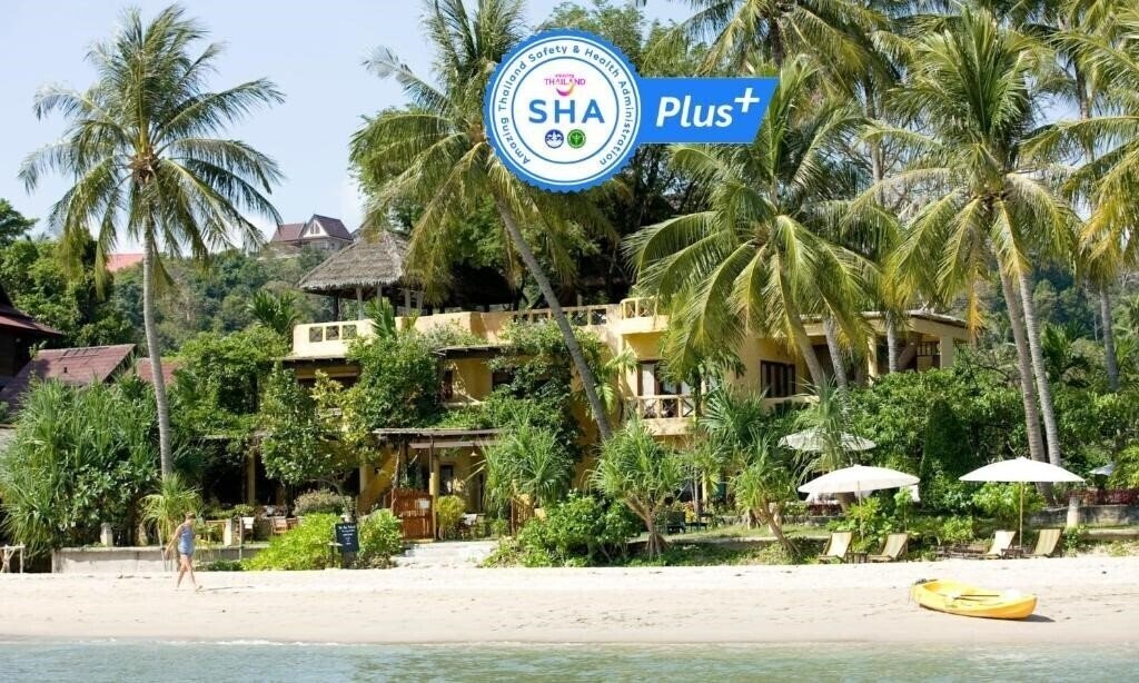 Готель Vacation Village Phra Nang Lanta 4*